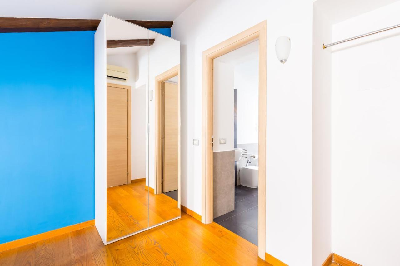 Attico Al Duomo By Napoliapartments Esterno foto